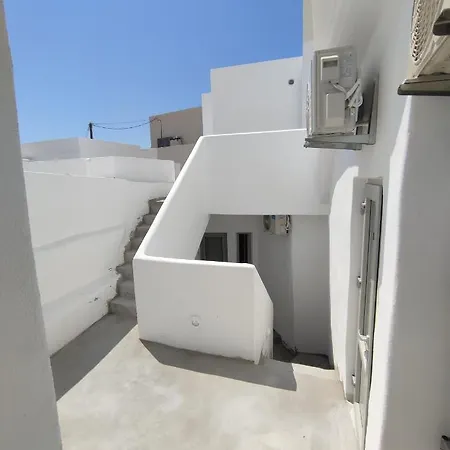 Blue Dome Fira (Santorini)