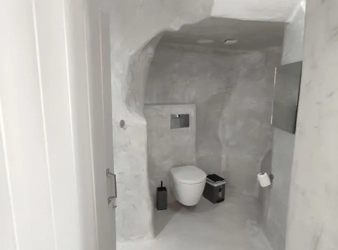 Blue Dome Fira (Santorini)